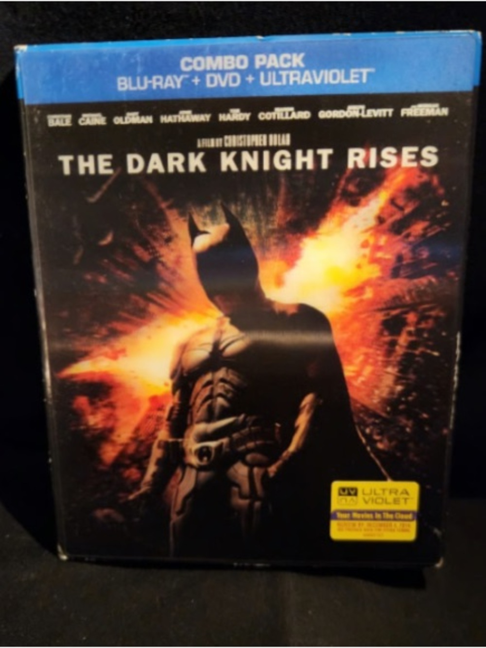 The Dark Knight Rises - Blu-ray/DVD Combo Pack (Black)